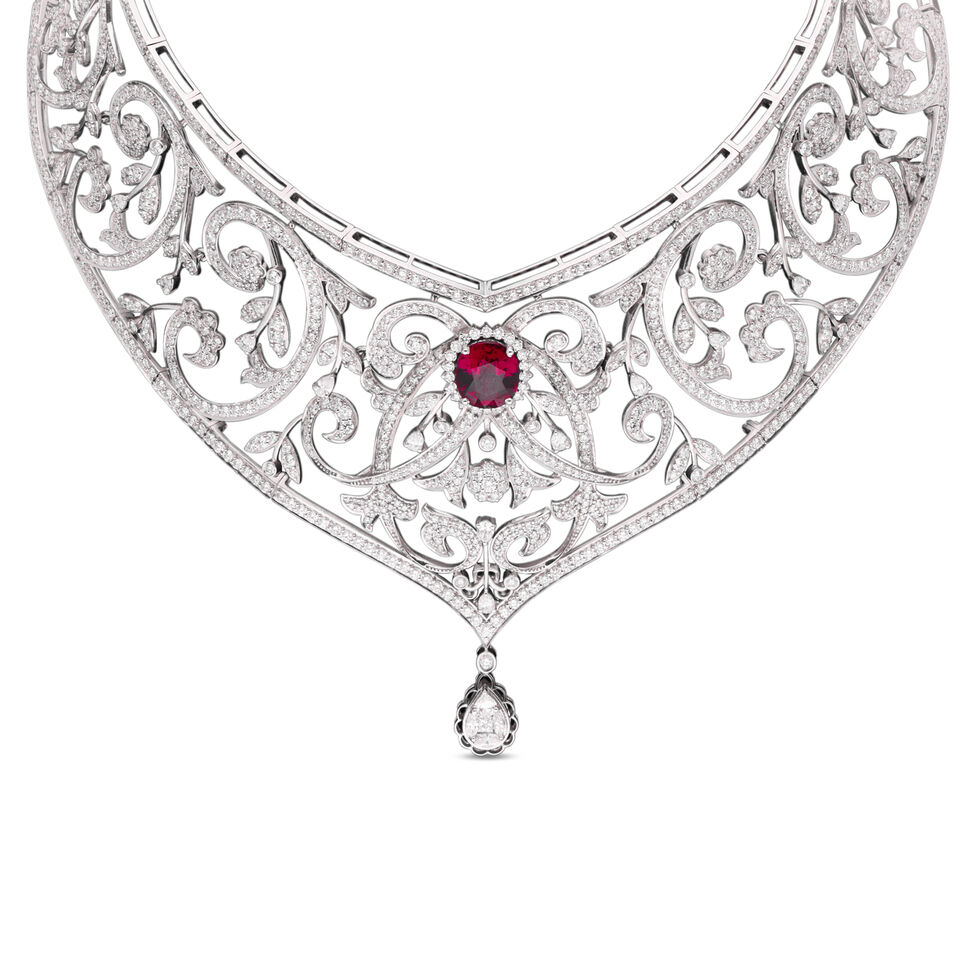 NK set with Dia and gems choker pattern