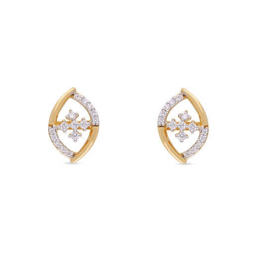 Diamond Earstud Set With Fancy Design