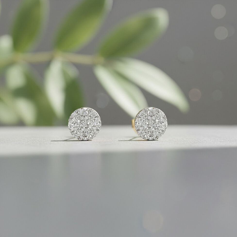 Diamond Earstud In Pressure Setting