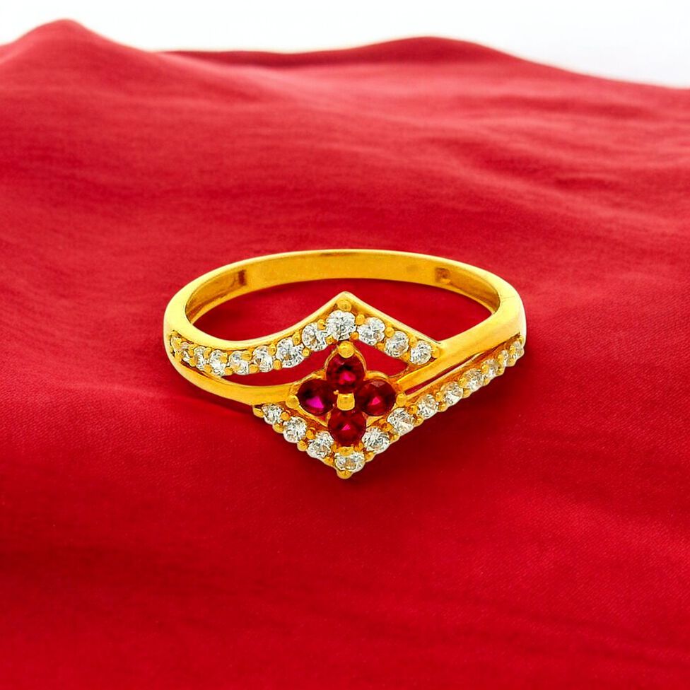 GEMSET GOLD LADIES RING IN CASTING