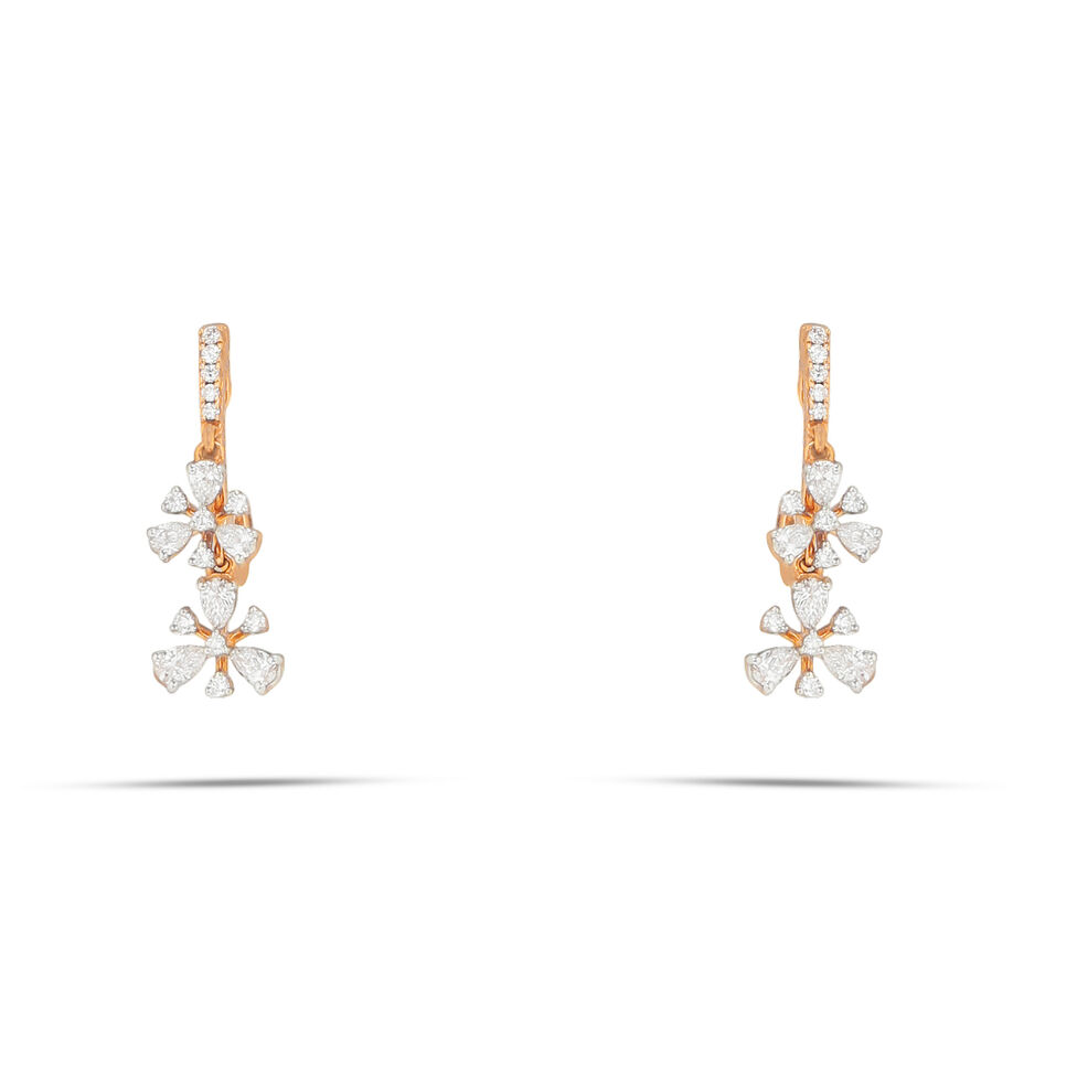 Diamond Earstud Set With 'J" Pattern