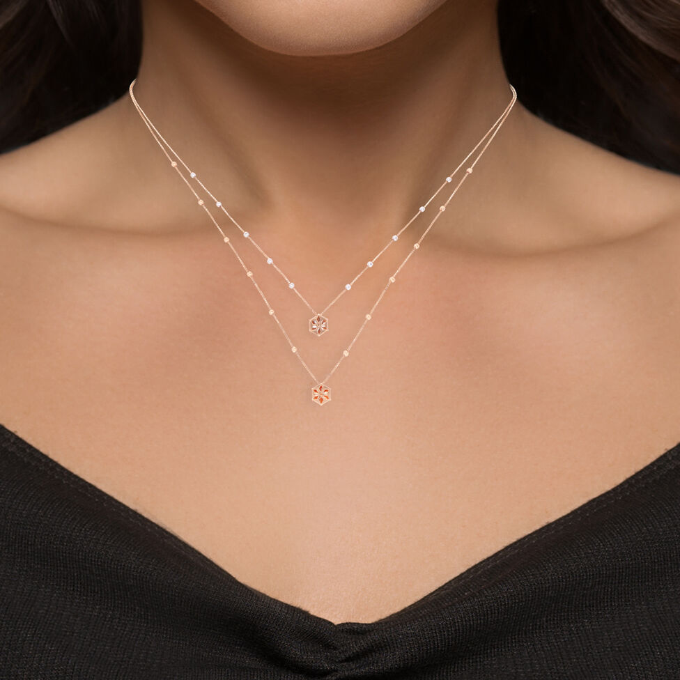 CHAIN +PENDANT IN CONTEMPORARY DESIGN