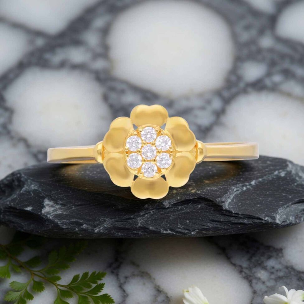 GEMSET GOLD LADIES RING IN CASTING