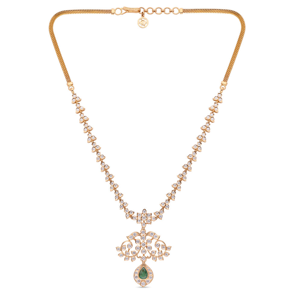 Diamond Neckalce in Fancy Patt with Gem