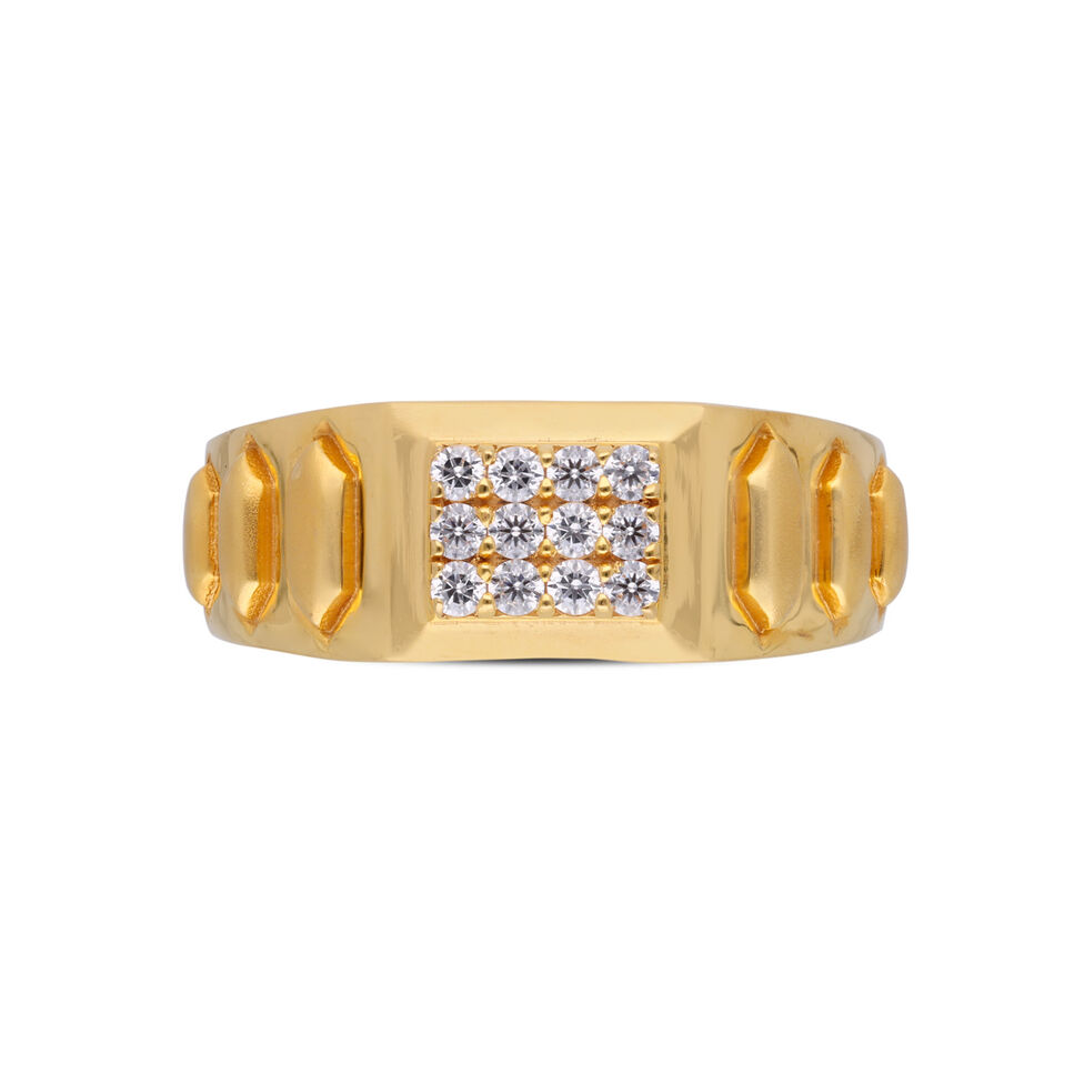 GEMSET GOLD GENTS RING IN CASTING