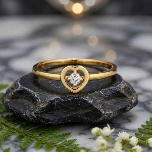 GEMSET GOLD LADIES RING IN CASTING