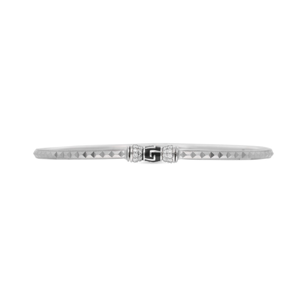 BO in stiff band pattern set with Dia