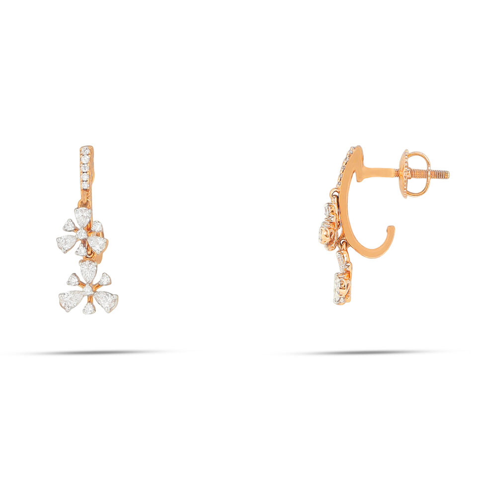 Diamond Earstud Set With 'J" Pattern