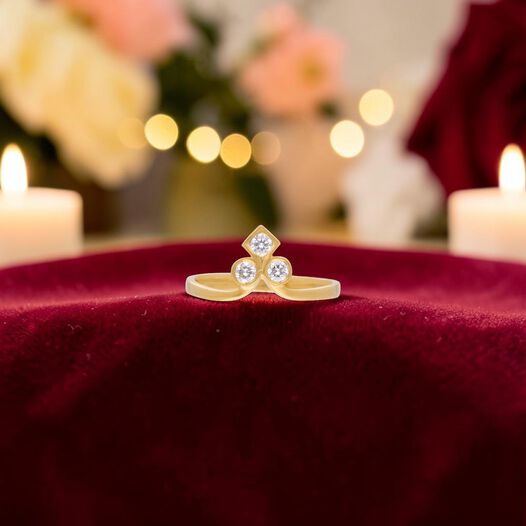 Diamond Ring in Fancy Design for Ladies
