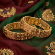 BANGLE PAIR IN REPOUSSE WORK+HEAD