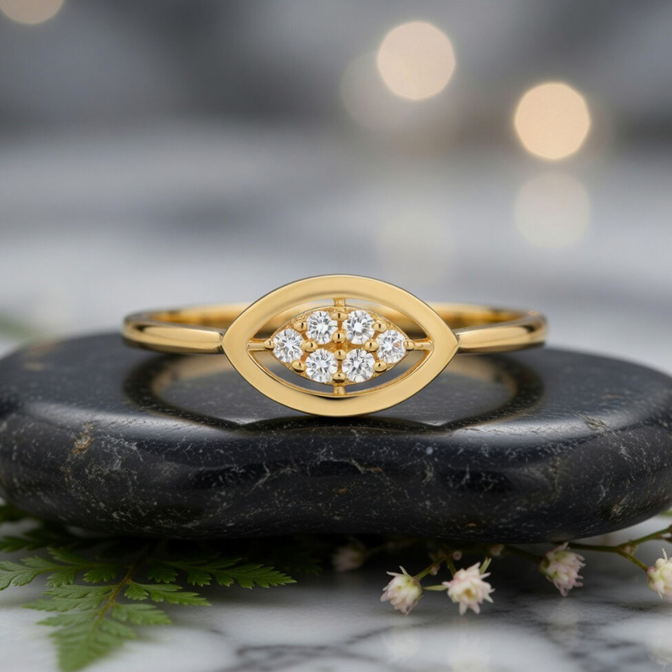 GEMSET GOLD LADIES RING IN CASTING