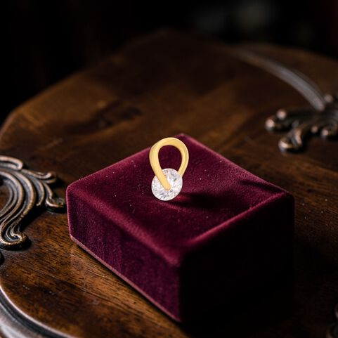 GEMSET NOSE SCREW IN CASTING