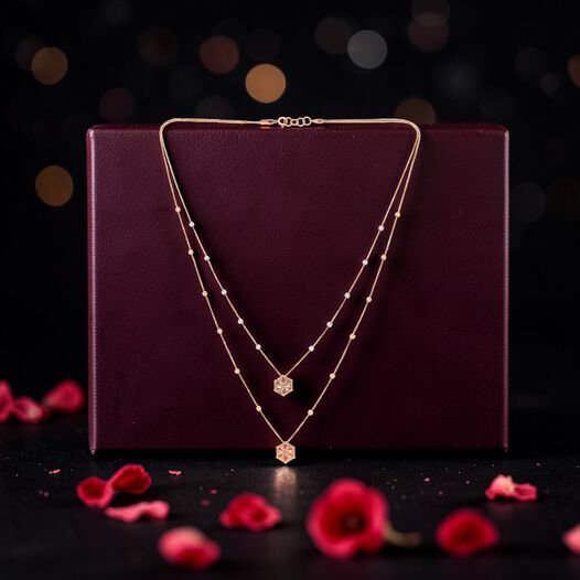 CHAIN +PENDANT IN CONTEMPORARY DESIGN