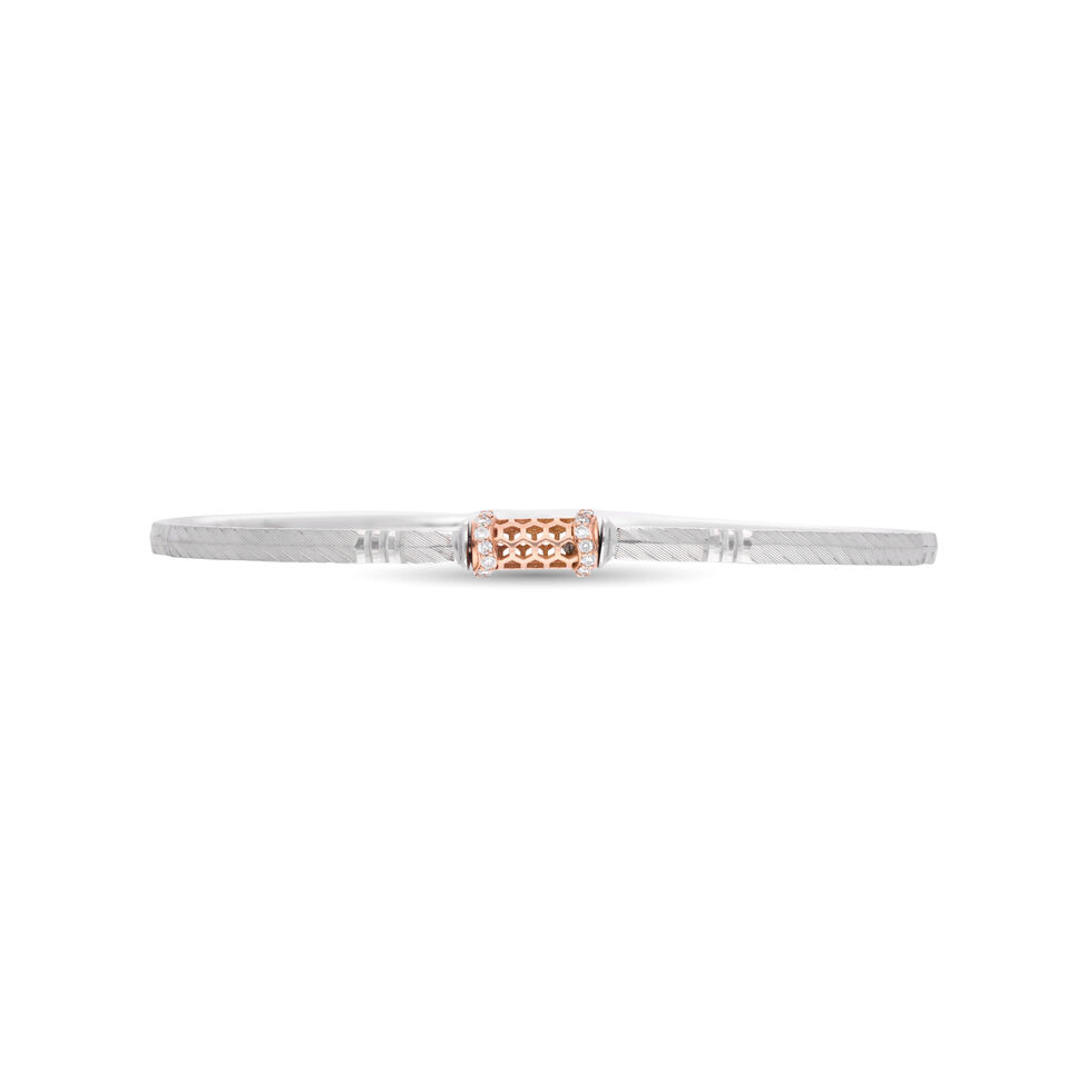 BO in stiff band pattern set with Dia