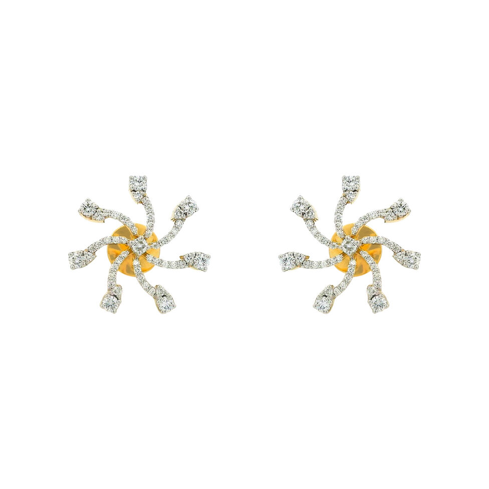 Diamond Earstud Set With Fancy Design