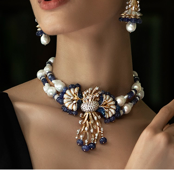 neckwear